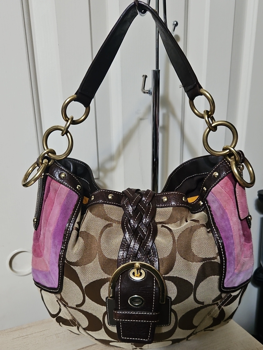 Coach EUC Y2K Soho Hobo Signature Shoulder Bag with Pink Suede Side Accents